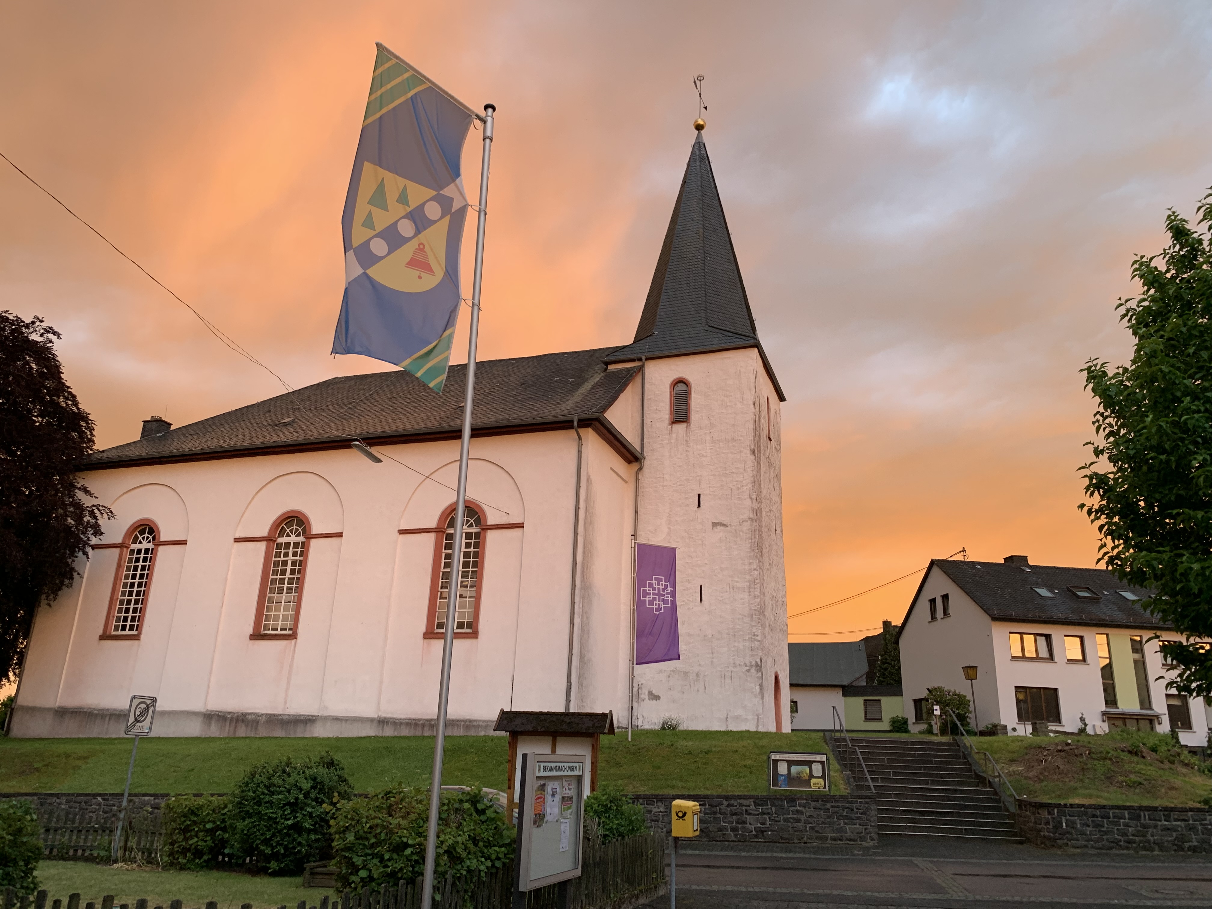 ev-Kirche_Alpenrod.jpg