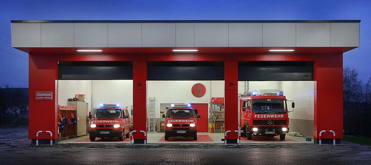 Feuerwehrhaus Frontansicht Feuerwehrhaus Frontansicht
